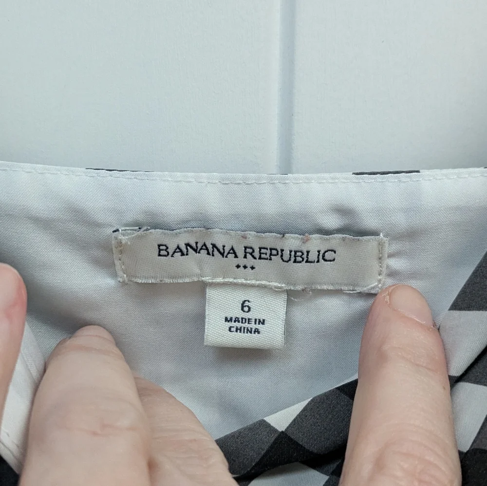 Banana Republic Factory Black and White Gingham Midi Dress with POCKETS!! - Picture 2 of 9